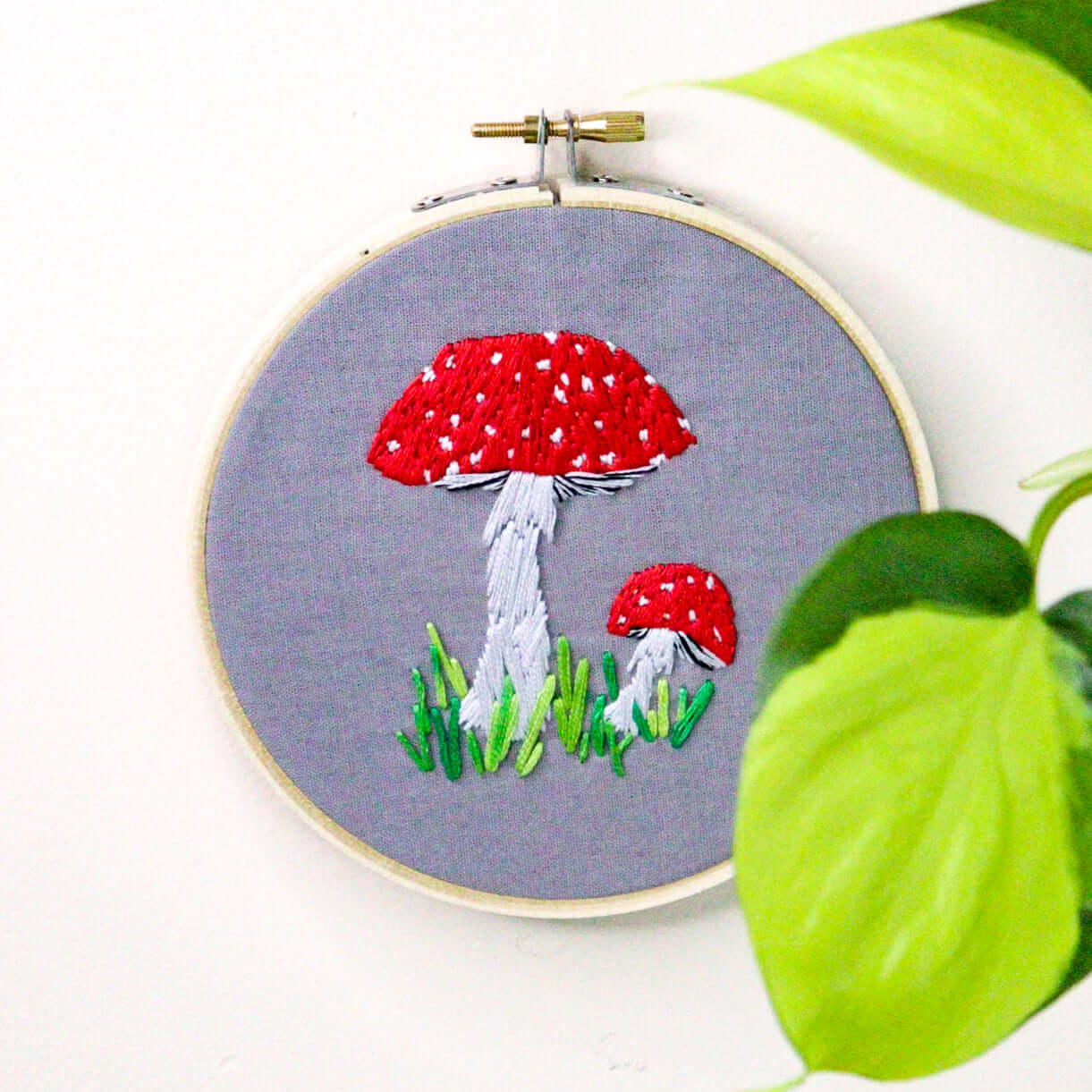 Red Mushroom Modern Embroidery Kit - Craft Make Do