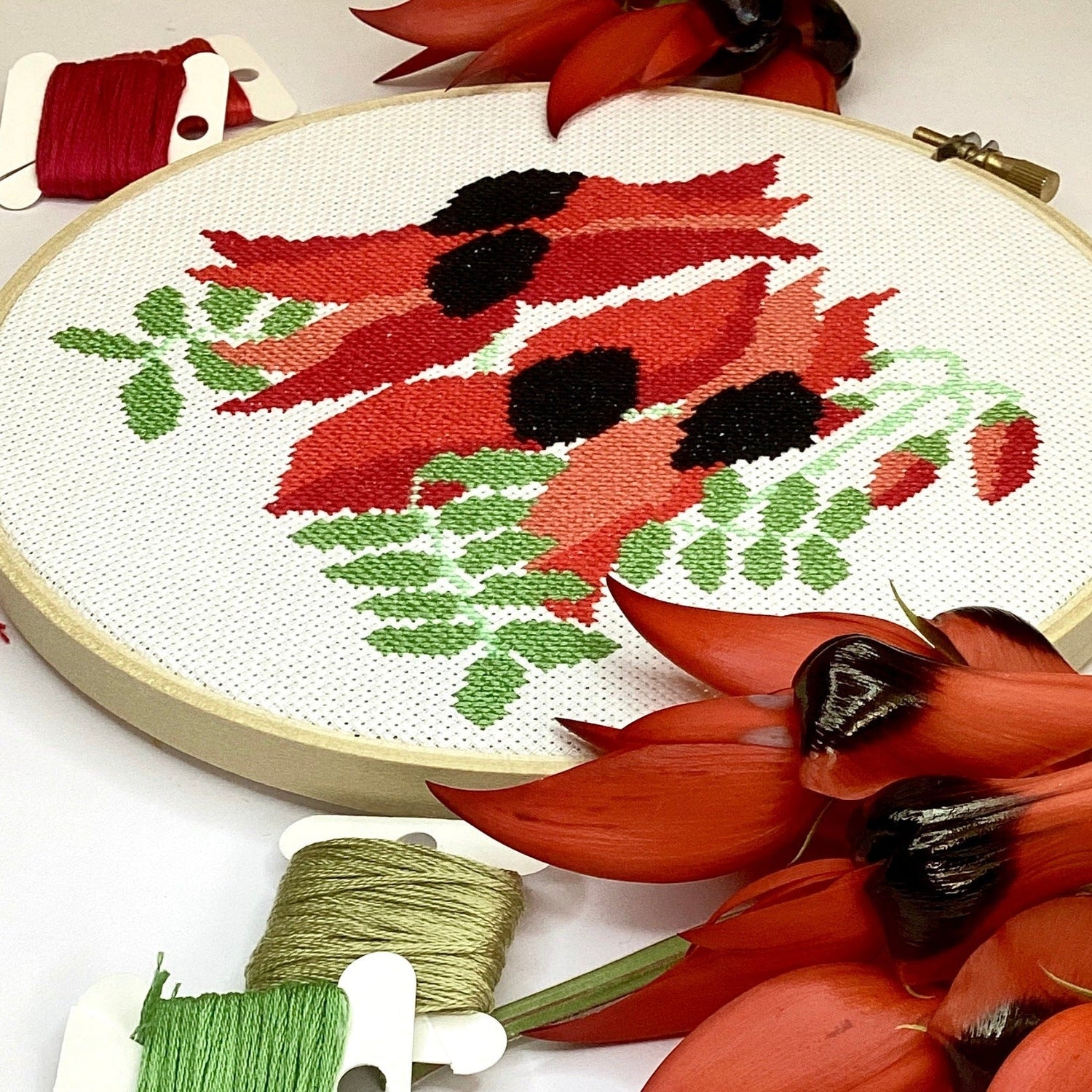 Sturt's Desert Pea Modern Cross Stitch Kit - Craft Make Do